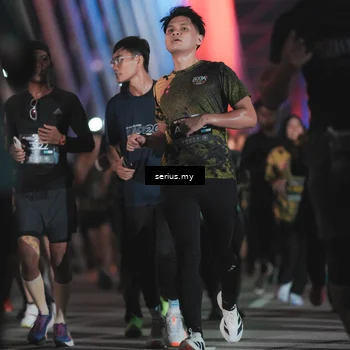Runner Photo 6260352