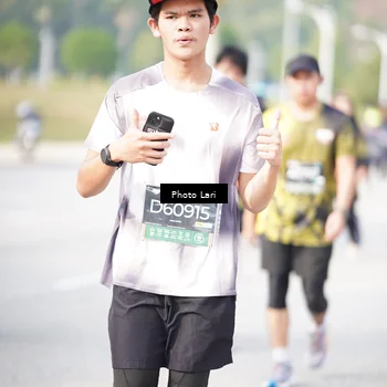 Runner Photo 6260356