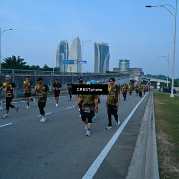 Runner Photo 6260359