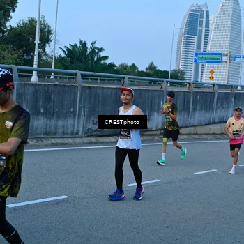 Runner Photo 6260387