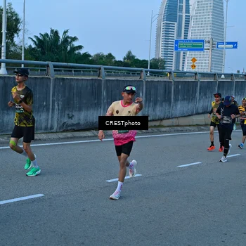 Runner Photo 6260408