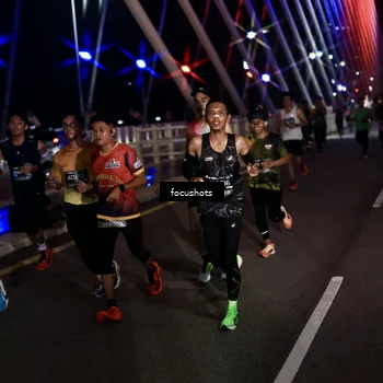 Runner Photo 6260429