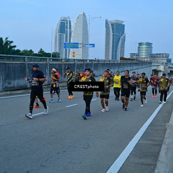 Runner Photo 6260445