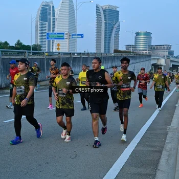Runner Photo 6260458
