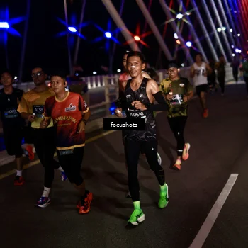 Runner Photo 6260461