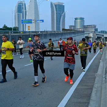 Runner Photo 6260475