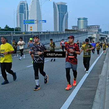 Runner Photo 6260483