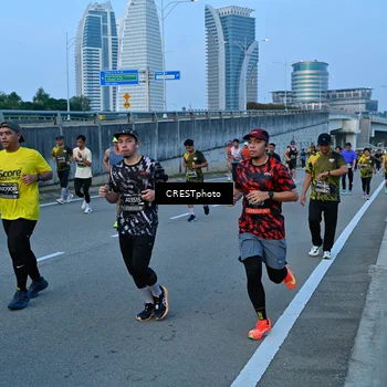 Runner Photo 6260485