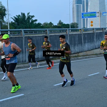 Runner Photo 6260492