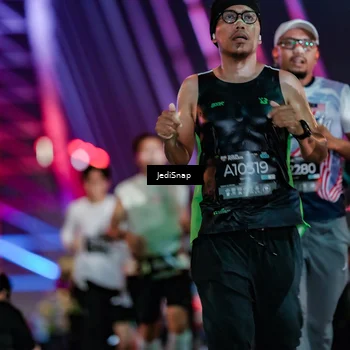 Runner Photo 6260510