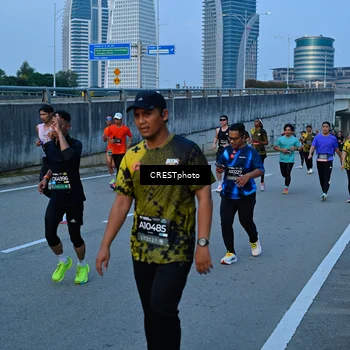 Runner Photo 6260518