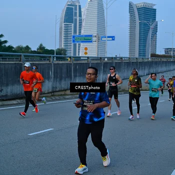 Runner Photo 6260528