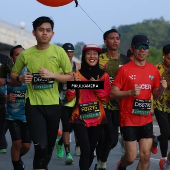 Runner Photo 6260530
