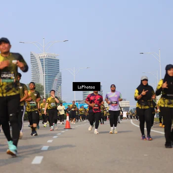 Runner Photo 6260544
