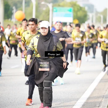 Runner Photo 6260554