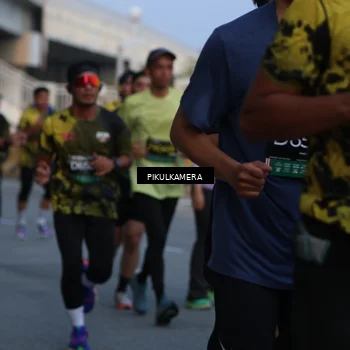 Runner Photo 6260589