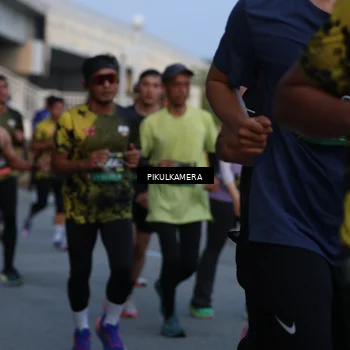 Runner Photo 6260596