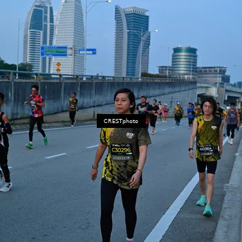 Runner Photo 6260615