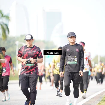 Runner Photo 6260623