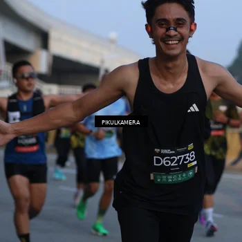 Runner Photo 6260630