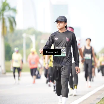 Runner Photo 6260631