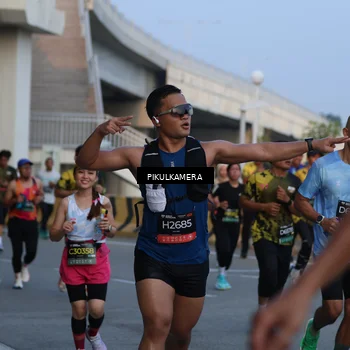 Runner Photo 6260638