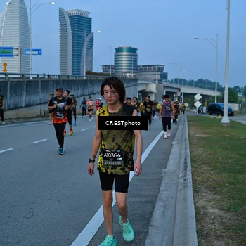 Runner Photo 6260640