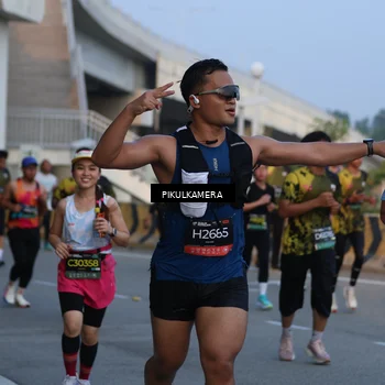 Runner Photo 6260652