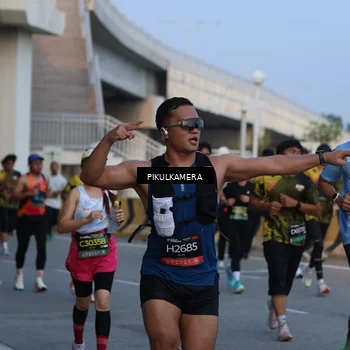 Runner Photo 6260681