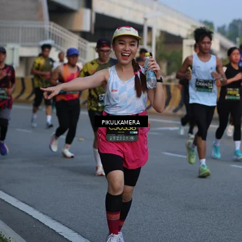 Runner Photo 6260694