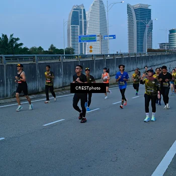 Runner Photo 6260709
