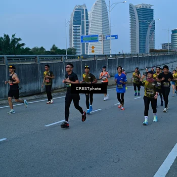 Runner Photo 6260713