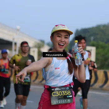Runner Photo 6260718