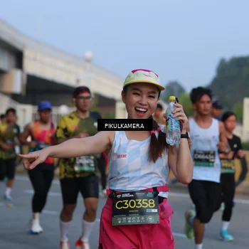 Runner Photo 6260723
