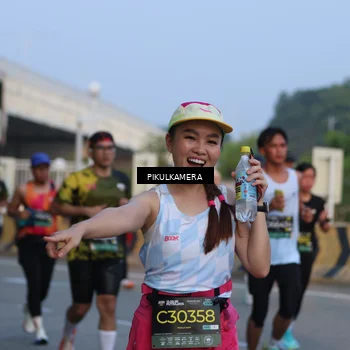 Runner Photo 6260726