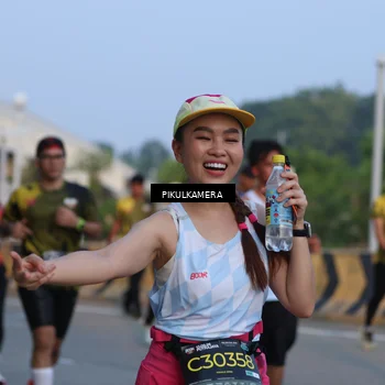 Runner Photo 6260731
