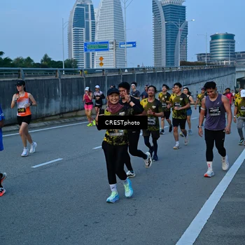 Runner Photo 6260747