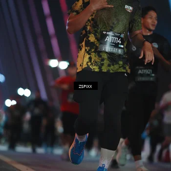 Runner Photo 6260751