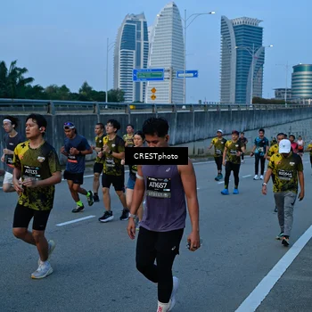 Runner Photo 6260760
