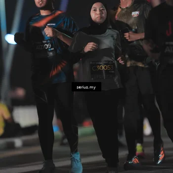 Runner Photo 6260775