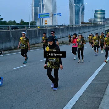 Runner Photo 6260800