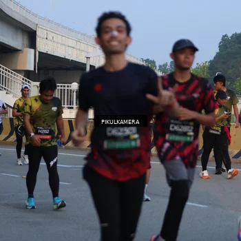 Runner Photo 6260802
