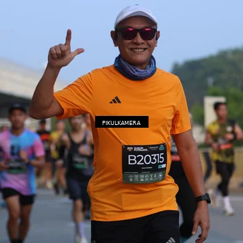 Runner Photo 6260852