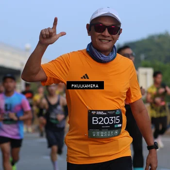 Runner Photo 6260854