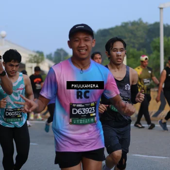 Runner Photo 6260882