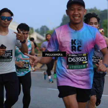 Runner Photo 6260885