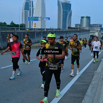 Runner Photo 6260886