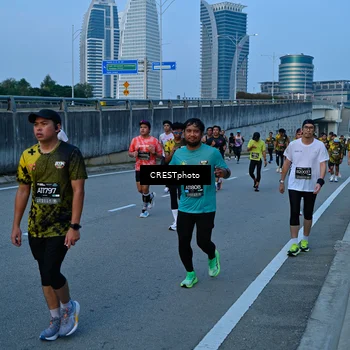 Runner Photo 6260926