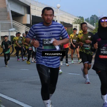 Runner Photo 6260933
