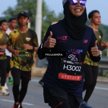 Runner Photo 6260934